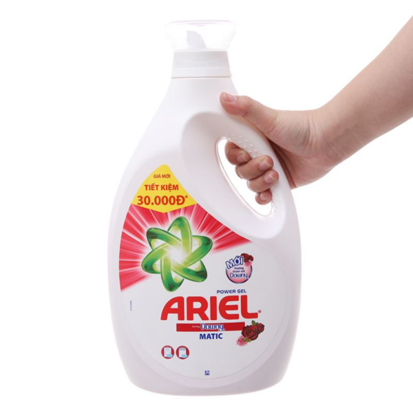 Ariel Downy Detergent Liquid 2.4kg x 4 Bottles (1)