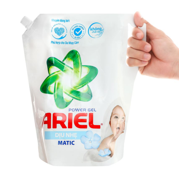 Ariel Gentle Sensitive Liquid 2.1kg x 4 Bags (1)