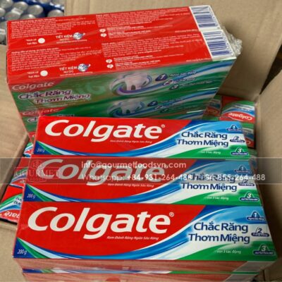 Colgate Strong Teeth Fresh Breath 180g (3)