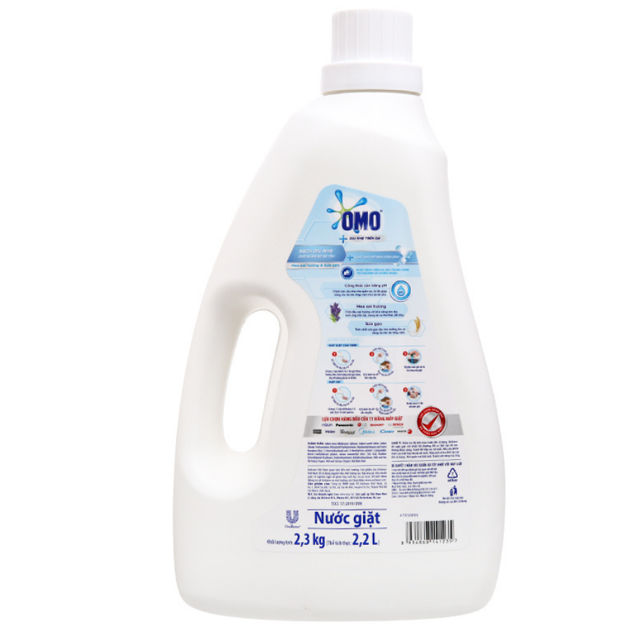 OMO Matic Gentle Skin Detergent Liquid 2kg x 4 Bottles